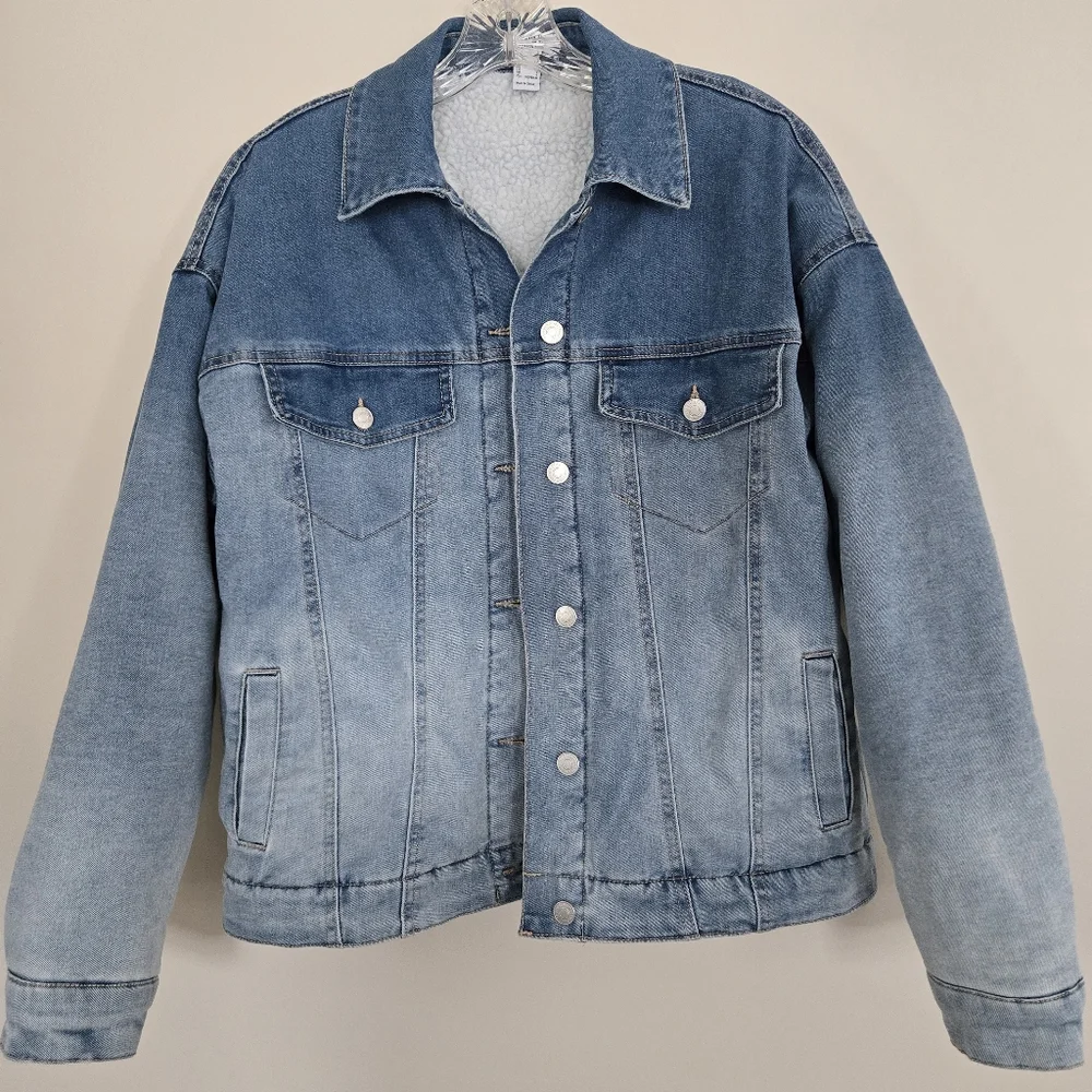 Forever 21 Women's Size S Oversized Ombre Premium Denim Sherpa Lined Jacket Warm - Picture 2 of 15